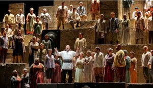 Szene aus der Nabucco-Produktion an der Met in New York. Bild: Marty Sohl/Met Opera