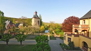 Herrschaftlicher Schlosshof. Bild: Schloss Vollrads