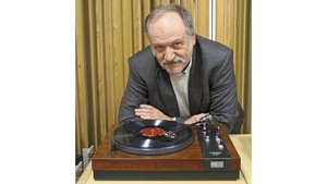 Audio Int'l-Chef Hermann Hoffmann (1947-2022)