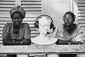 Goethe-Büste in Togo, 1976. Foto: Goethe-Institut