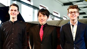 Die drei Preisträger des diesjährigen Internationalen Schubert-Wettbewerbs Dortmund Lukas Sternath, Takashi Yasunami, Jonas Stark. Bild: Finn Löw