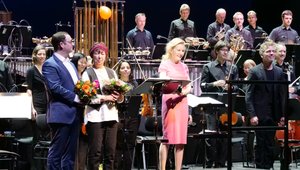 Konzertfoto nach der Uraufführung am 25.3.2018, v. l. n. r.: Gordon Kampe, Brigitte Werner, Sunnyi Melles und Dirk Kaftan. Bild:  Felix von Hagen