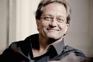 Verlässt Bregenz: Gérard Korsten. Foto: Symphonieorchester Vorarlberg/Marco Borggreve