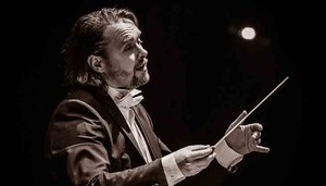 Dirigent Mihkel Kütson. Bild: Matthias Creutzinger