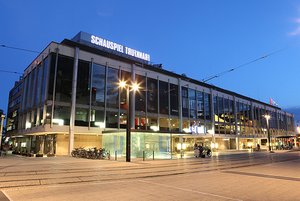 Der Theaterkomplex in Frankfurt. Foto: Birgit Hupfeld