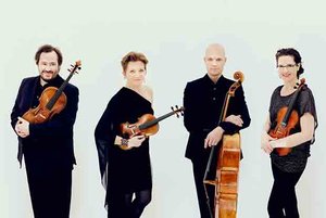 Das Artemis Quartett mit Anthea Kreston (r.). Foto: Felix Broede