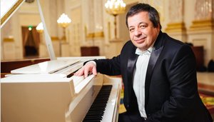 Der ukrainische Pianist Alexey Botvinov. Bild: Künstler 