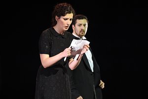 Operalia-Gewinnerin Adela Zaharia singt in Düsseldorf die Lucia. Foto: Hans-Jörg Michel 