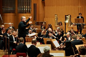 Das Gürzenich-Orchester unter François-Xavier Roth. Foto: Matthias Baus 