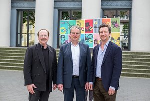 Das Leitungsteam in Hildesheim mit dem neuen Musikchef (rechts). Foto: Clemens Heidrich