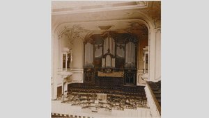 Die Hamburger Laeiszhalle im Jahr 1908 mit der Walcker-Orgel. Bild: Stadtarchiv Hamburg 