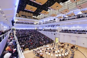 Das Konzerthaus Dortmund mit Publikum. Das gab es schon lange nicht mehr - obwohl die Dortmunder kürzlich eine Studie zu Aerosolen vorgelegt haben. Bild: Mark Wohlrab