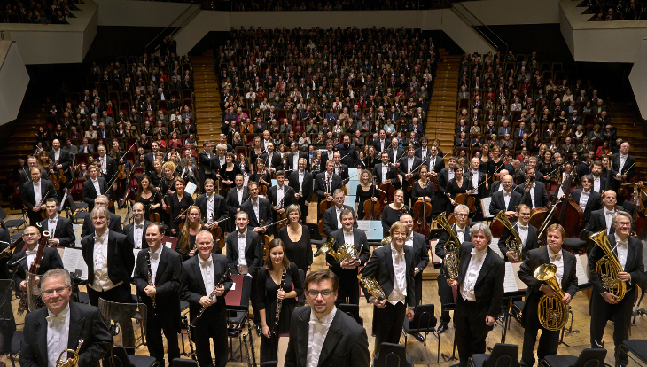 Das Gewandhausorchester aus doppelt anderer Perspektive. Bild: Jens Gerber 