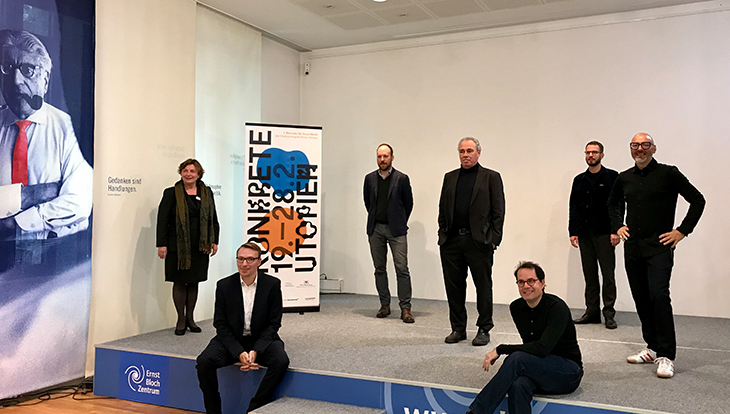 Gruppenfoto mit Vertretern der Institutionen, die die neue Biennale organisieren. Bildquelle: Deutsche Staatsphilharmonie Rheinland-Pfalz