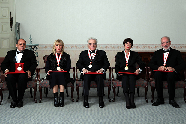 Gidon Kremer in einer Reihe mit den anderen Preisträgern des Praemium Imperiale. Foto: Heesch Hogerzell Kommunikation