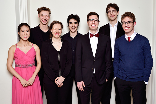 Gruppenfoto der Preisträger des Mendelssohn Hochschulwettbewerbs 2019. Foto: Urban Ruths/www.fmbhw.de 