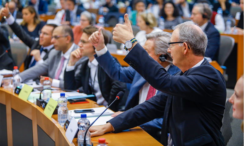 Abstimmung im Rechtsausschuss (Foto: EU-Parlament)